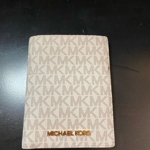Michael Kors Passport holder/wallet. White. Brand new, never used